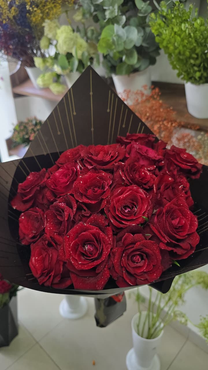 Fresh flower bouquet for client appreciation Nairobi — Nawiri